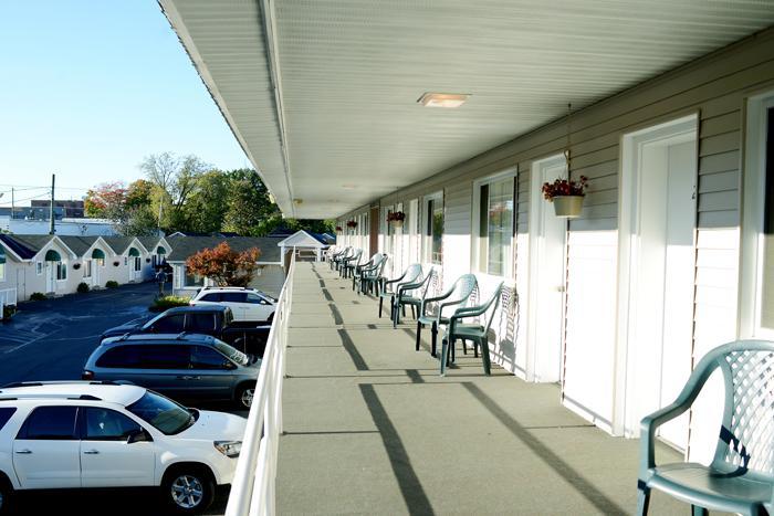 Hotel Lockview